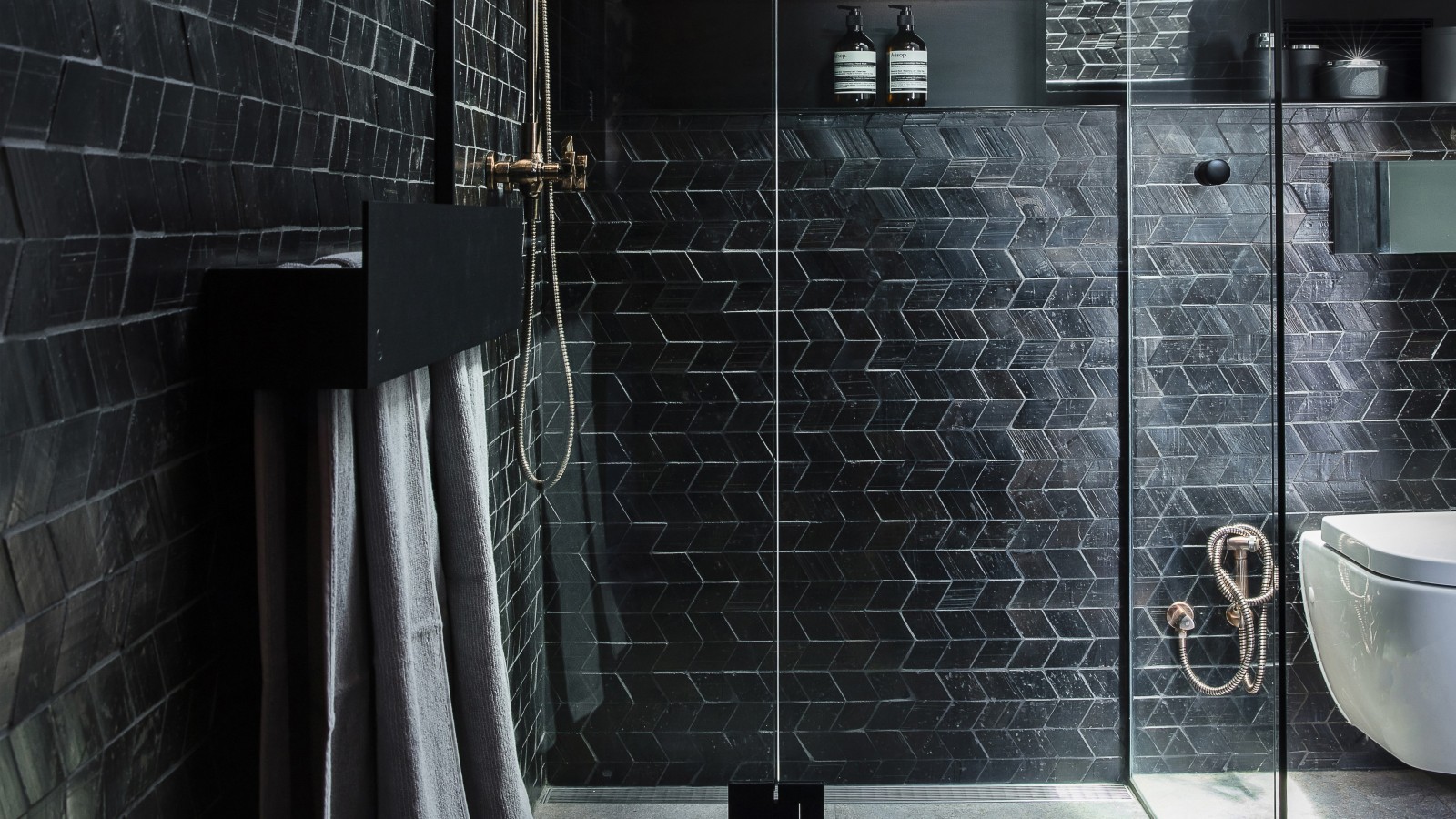 Glenlyon Residence (© Maree Homer) Glenlyon Residence (© Maree Homer)