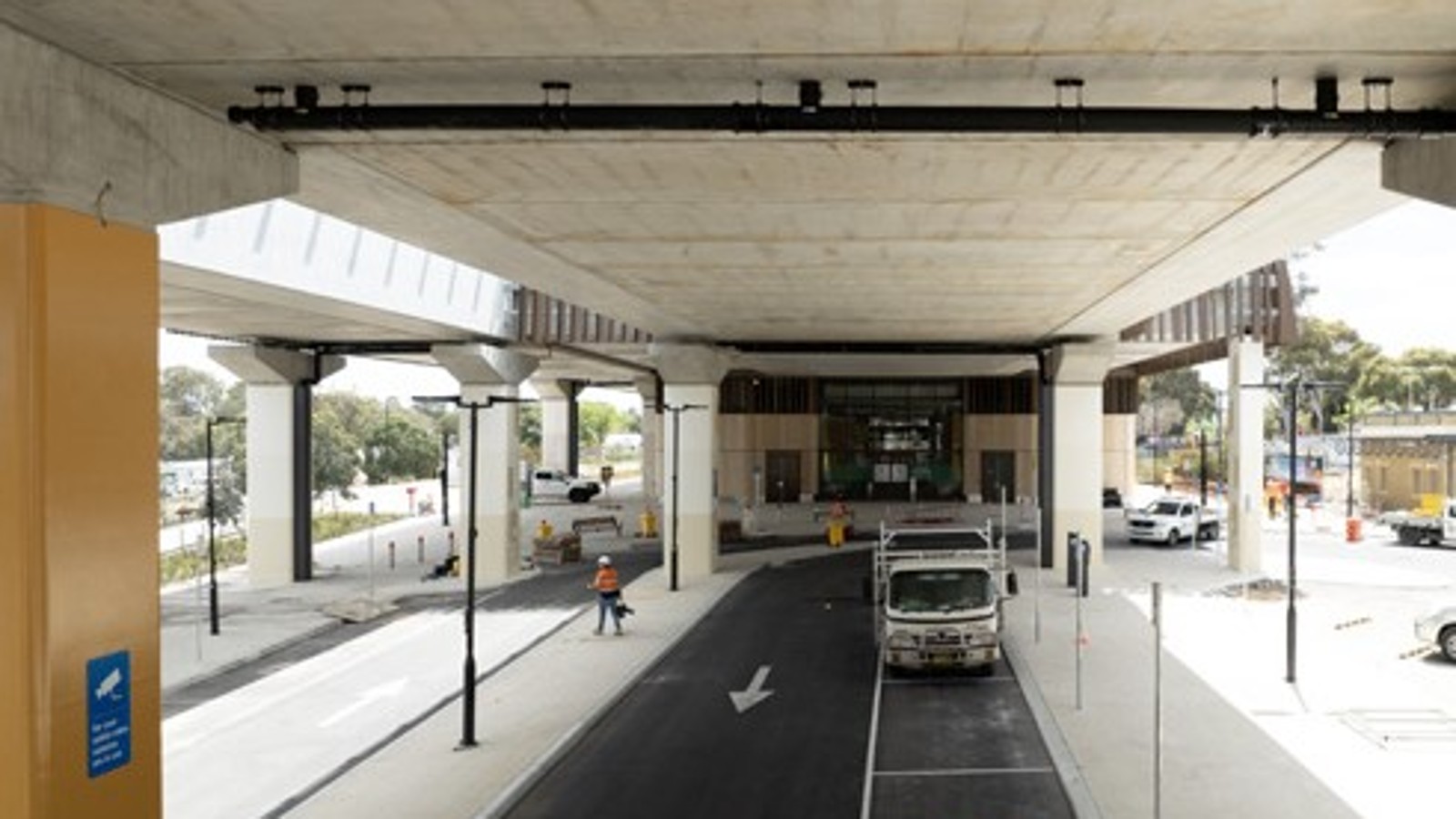 Viaduct (© Michael Curwood) Viaduct (© Michael Curwood)